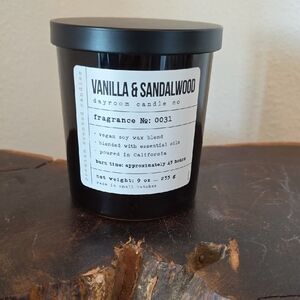 Vanilla & Sandalwood Scented Candle - Black